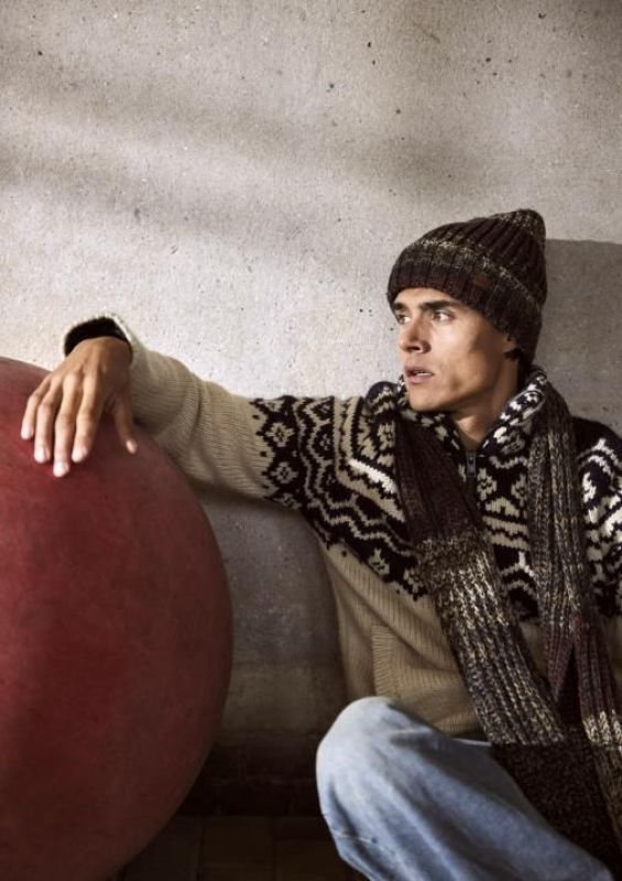 Barts Akoton Beanie Burgundy  (0335-25) - Caramel (Sint-Job-in-’t-Goor)