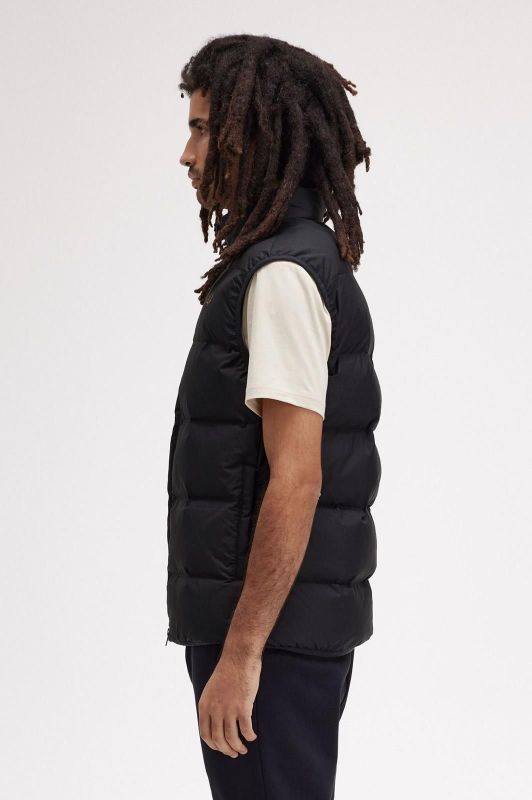 Fred Perry Insualted Gilet Black  (J8522-102) - Caramel (Sint-Job-in-’t-Goor)