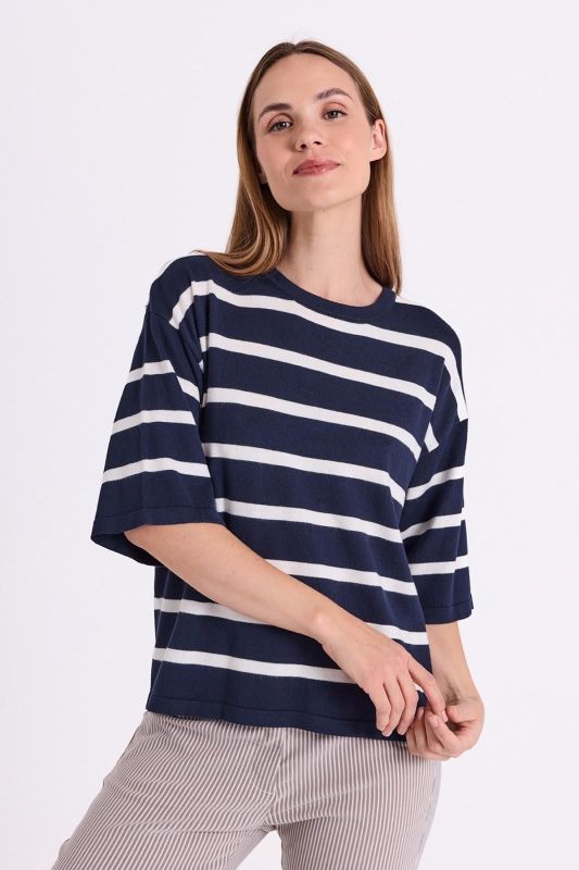 FQ Conny Pullover Navy Blazer Star Offwhite  (2073077 NAVY BLAZER) - Caramel (Sint-Job-in-’t-Goor)