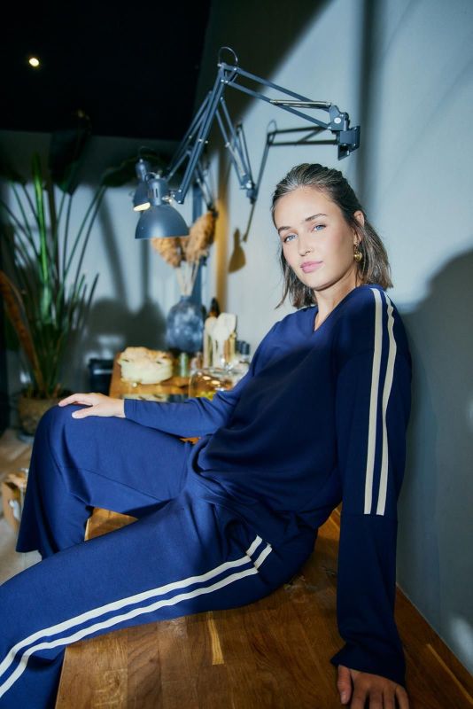 Freequent Lucinda Pants Navy Blazer-Star Off-White  (207444 NAVY BLAZER) - Caramel (Sint-Job-in-’t-Goor)