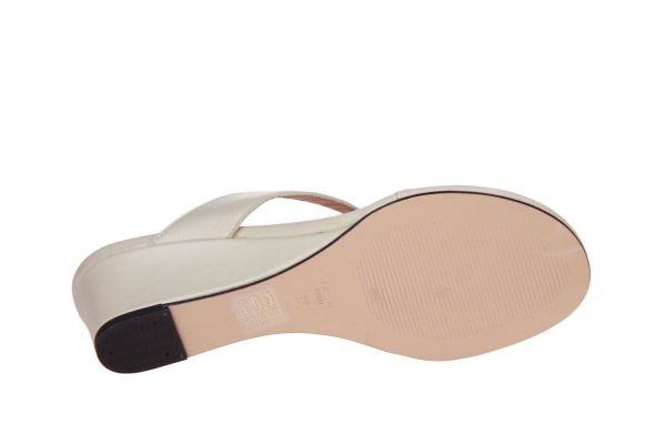 KMB Teenslipper Latte  (A7679-LATTE) - Caramel (Sint-Job-in-’t-Goor)