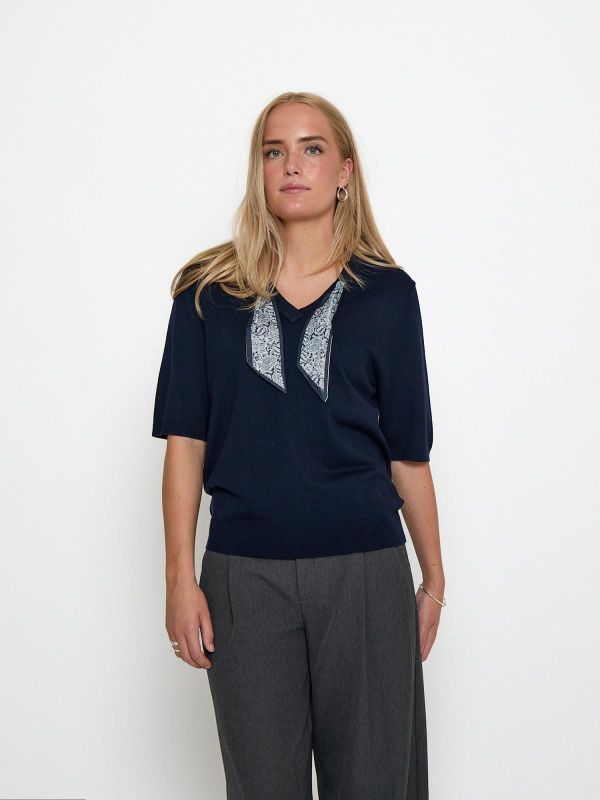 Minus Refaela Knit T-Shirt Black Iris  (MI7264-5270) - Caramel (Sint-Job-in-’t-Goor)