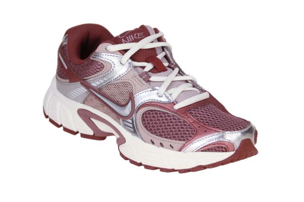 Nike V5 RNR Sneaker Smokey Mauve/Metallic Silver  (HQ7901-200) - Caramel (Sint-Job-in-’t-Goor)