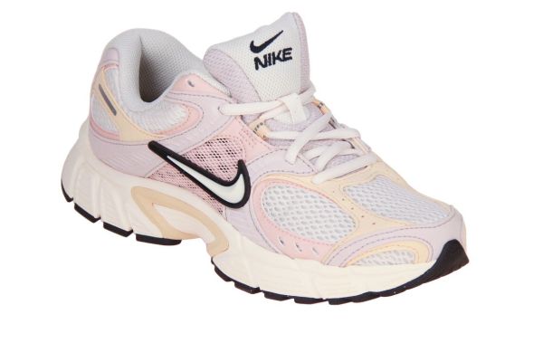 Nike V5 RNR Chalk/Chalk-Silt Red  (II6294-102) - Caramel (Sint-Job-in-’t-Goor)