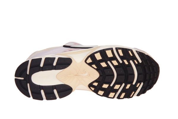 Nike V5 RNR Chalk/Chalk-Silt Red  (II6294-102) - Caramel (Sint-Job-in-’t-Goor)