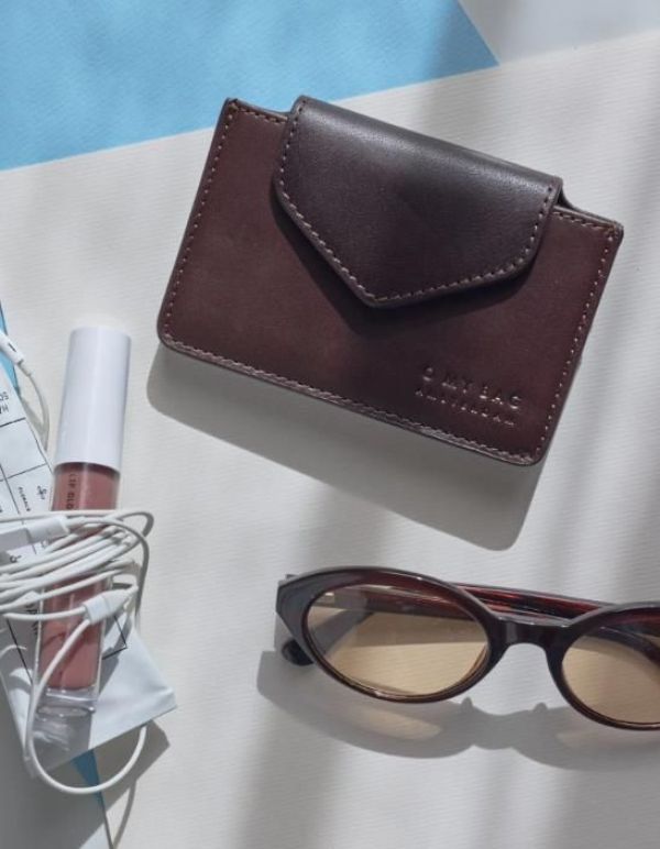 O My Bag Harmonica Chocolate Classic Leather  (OMB-E153CH) - Caramel (Sint-Job-in-’t-Goor)