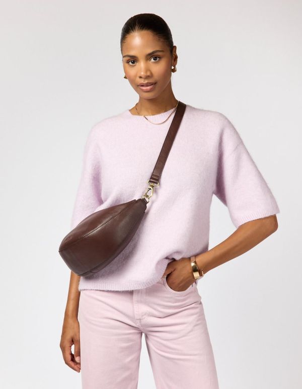 O My Bag Leo Chocolate Soft Grain  (OMB-E174CH) - Caramel (Sint-Job-in-’t-Goor)