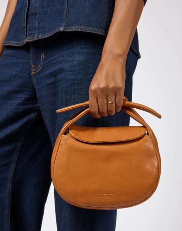 O My Bag Coco Croissant Wild Oak  (OMB-E206Q) - Caramel (Sint-Job-in-’t-Goor)