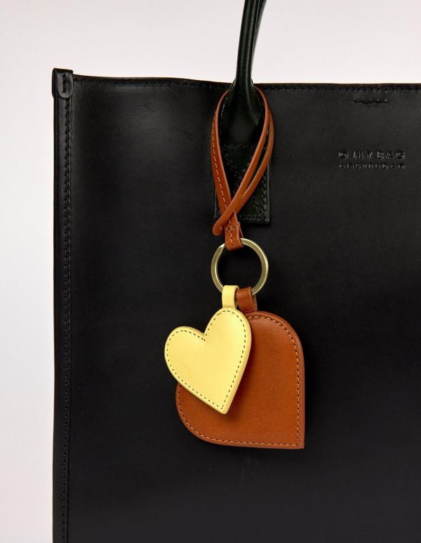 O My Bag Keyring Hearts Cognac Butter Yellow Classic Leather  (OMB-E211BV) - Caramel (Sint-Job-in-’t-Goor)