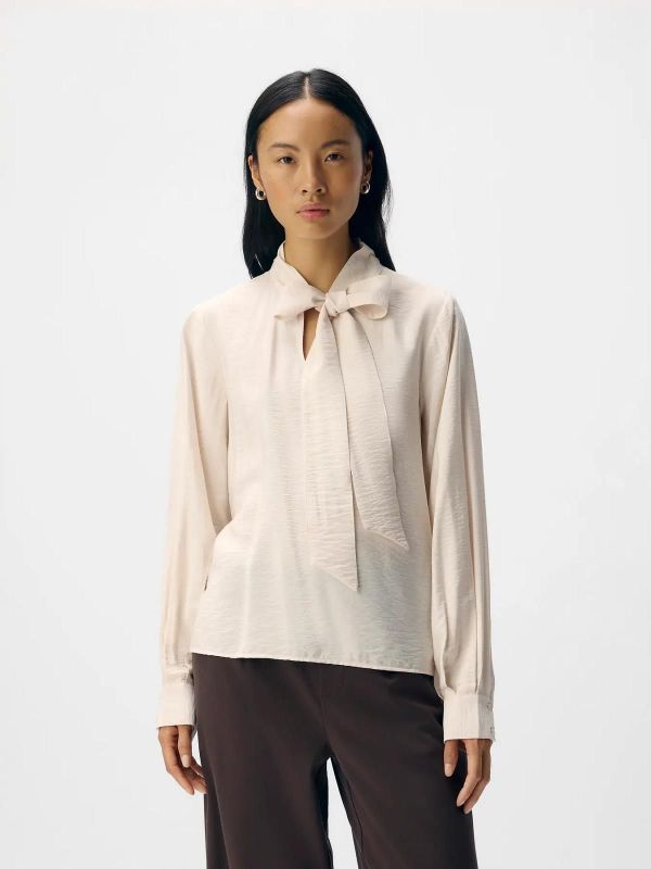 Object Jacira L/S RE Bow Shirt White Sand  (23048076 WHITE SANDE) - Caramel (Sint-Job-in-’t-Goor)
