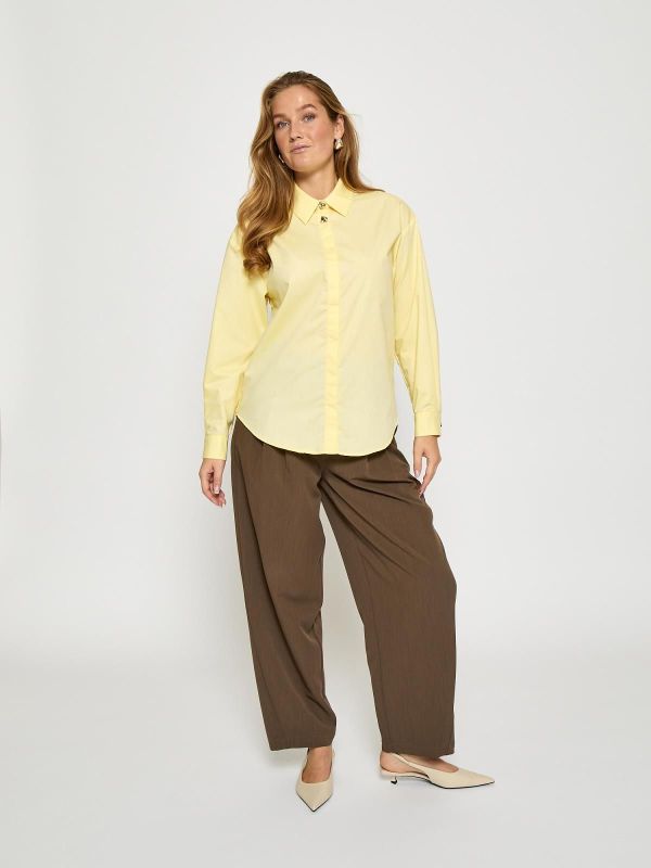 Peppercorn Mari Shirt French Vanilla  (PC8627-1006) - Caramel (Sint-Job-in-’t-Goor)