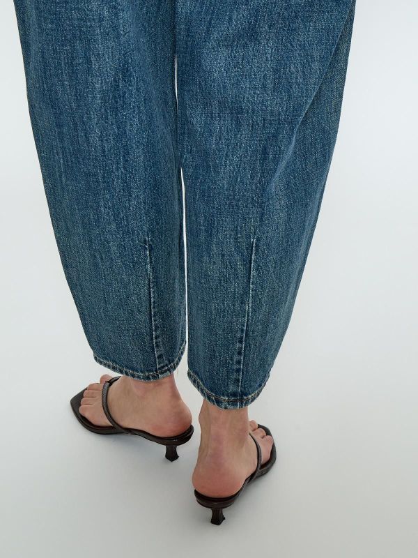 Peppercorn Namira Denim Pant Mid-Blue Denim  (PC8954-004) - Caramel (Sint-Job-in-’t-Goor)