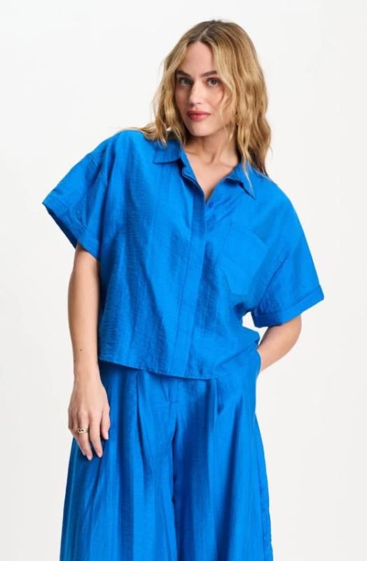 Pom Amsterdam Blouse Ocean Blue  (SP9542-650) - Caramel (Sint-Job-in-’t-Goor)