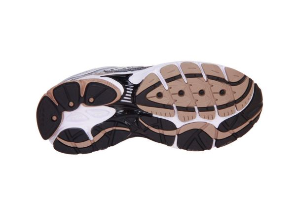 Saucony Progrid Omni 9 White/Saddle  (S101245-1097) - Caramel (Sint-Job-in-’t-Goor)