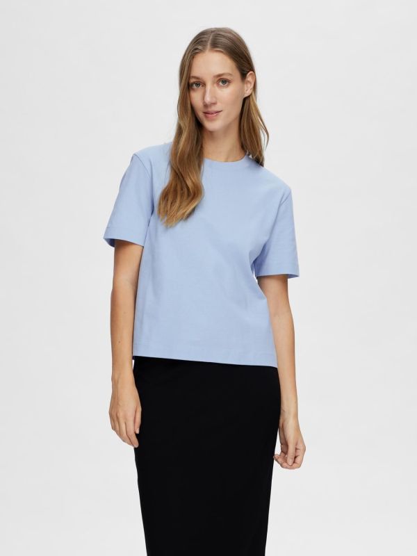 Selected Femme Essential SS Boxy Tee Noos Cashmere Blue  (16087919-CASHMERE BLUE) - Caramel (Sint-Job-in-’t-Goor)