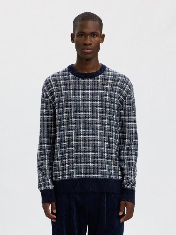 Selected Homme Mikolas LS Knit Relaxed Crew Neck Sky Captain  (16099213 SKY CAPTAIN BLUE MIRAGE) - Caramel (Sint-Job-in-’t-Goor)