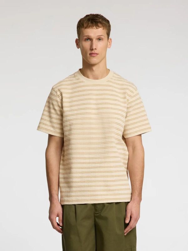 Selected Homme Eli Seersucker SS O-Neck Tee Oatmeal-Kelp  (16097659-oatmeal) - Caramel (Sint-Job-in-’t-Goor)