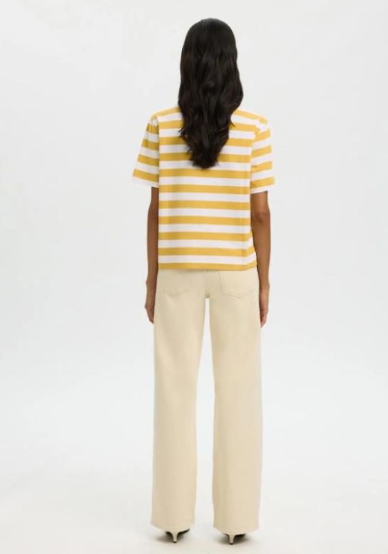 SLF Essential SS Striped Boxy Tee Ochre/Bright White  (16087918 ochrer stripes white) - Caramel (Sint-Job-in-’t-Goor)