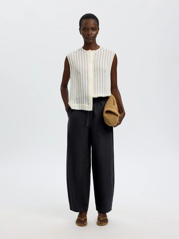 SLF Loose Barrel Willow MW Linen BLD Pant Dark Navy  (16101710 DARK NAVY) - Caramel (Sint-Job-in-’t-Goor)
