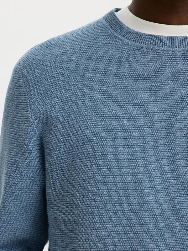 SLM Ross LS Knit Structure Crew Neck Blue Mirage - Dusty Blue  (16094385 BLUE MIRAGE) - Caramel (Sint-Job-in-’t-Goor)
