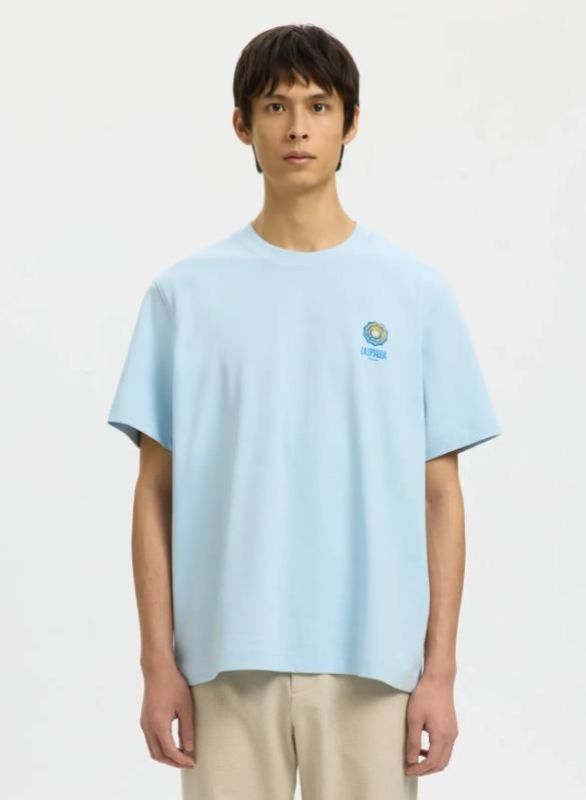 SLH Max Graphic SS O-Neck Skyway  (16100467 Skyway) - Caramel (Sint-Job-in-’t-Goor)