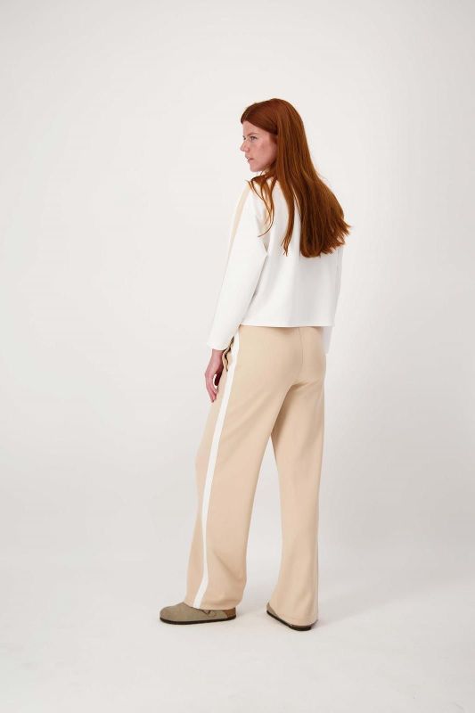 Zusss Jersey Top Met Bries Offwhite/Beige  (0304-200/7247) - Caramel (Sint-Job-in-’t-Goor)