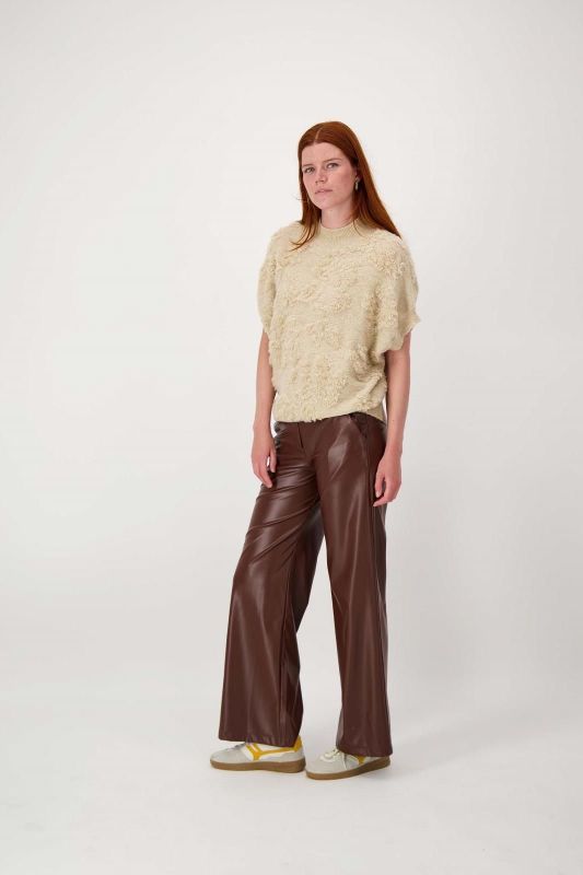 Zusss Mouwloze Trui Lurex Jacquard Beige/Goud  (0305-075/7021) - Caramel (Sint-Job-in-’t-Goor)