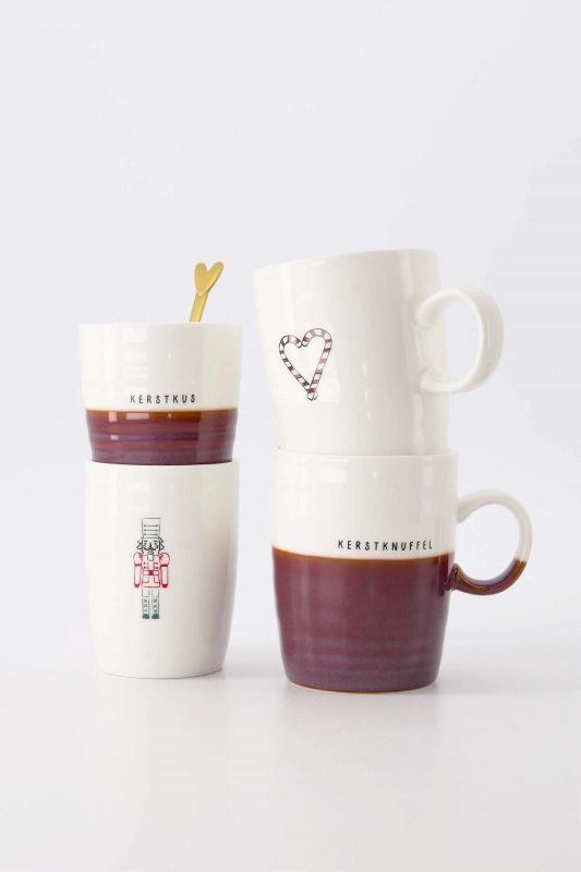 Zusss Theemok 'Kerstknuffel' Wit/Donkerrood  (0703-0023/8004) - Caramel (Sint-Job-in-’t-Goor)